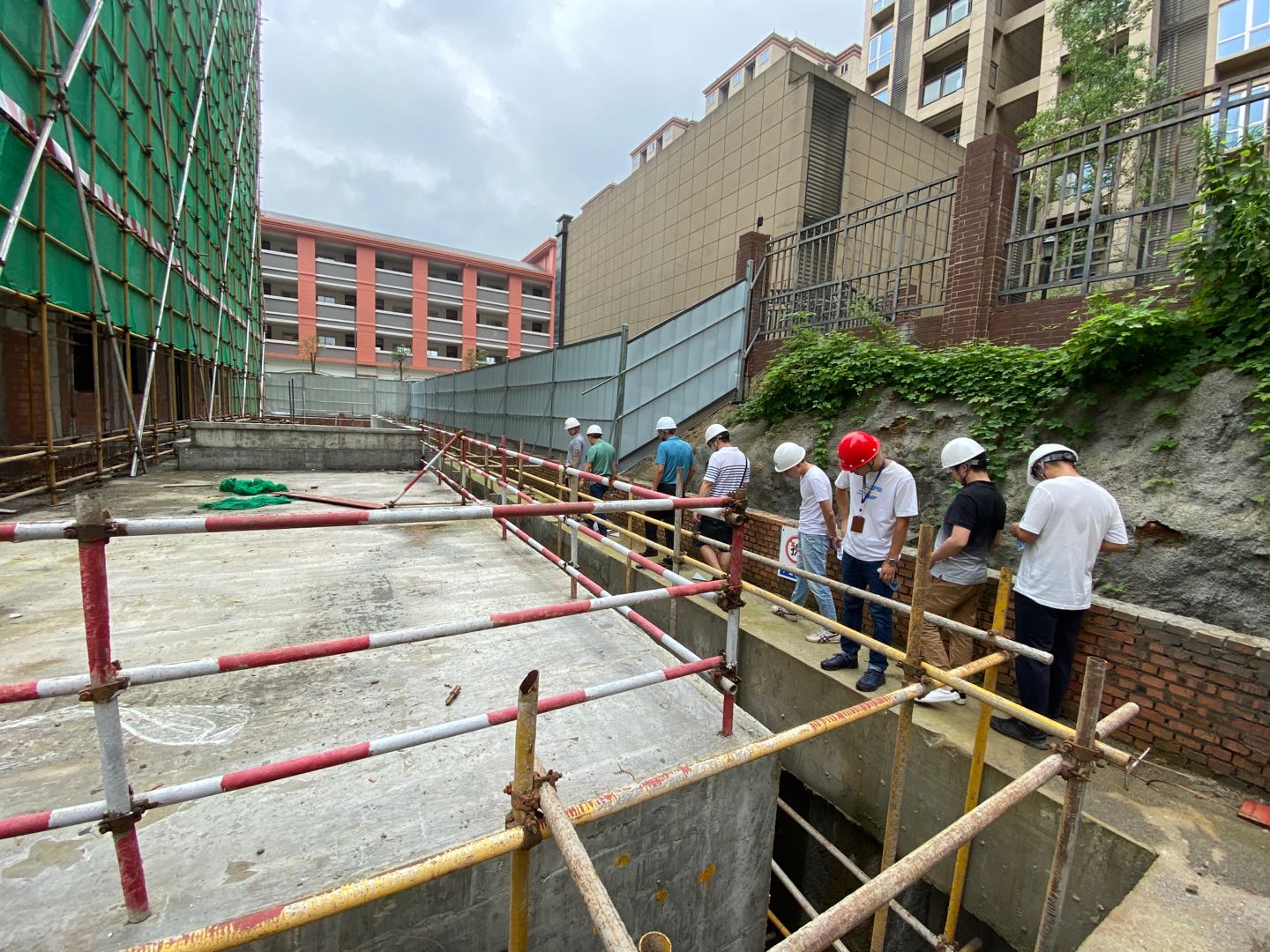 丛树二期公建配套项目完成基础验收